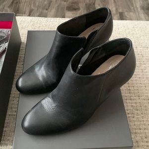 Vince Camuto Corra Booties